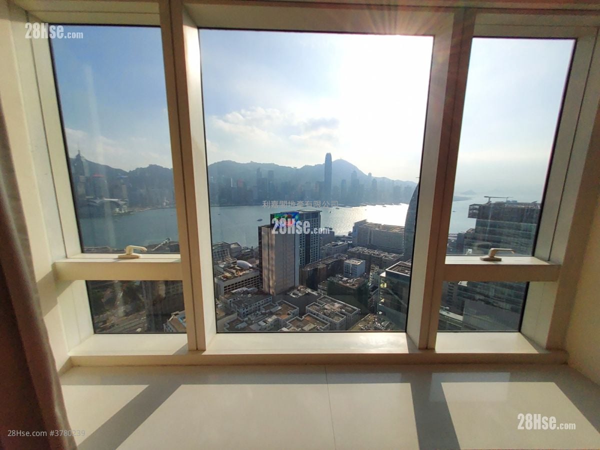 The Masterpiece Rental 3 Bedrooms , 2 Bathrooms 1,182 ft²