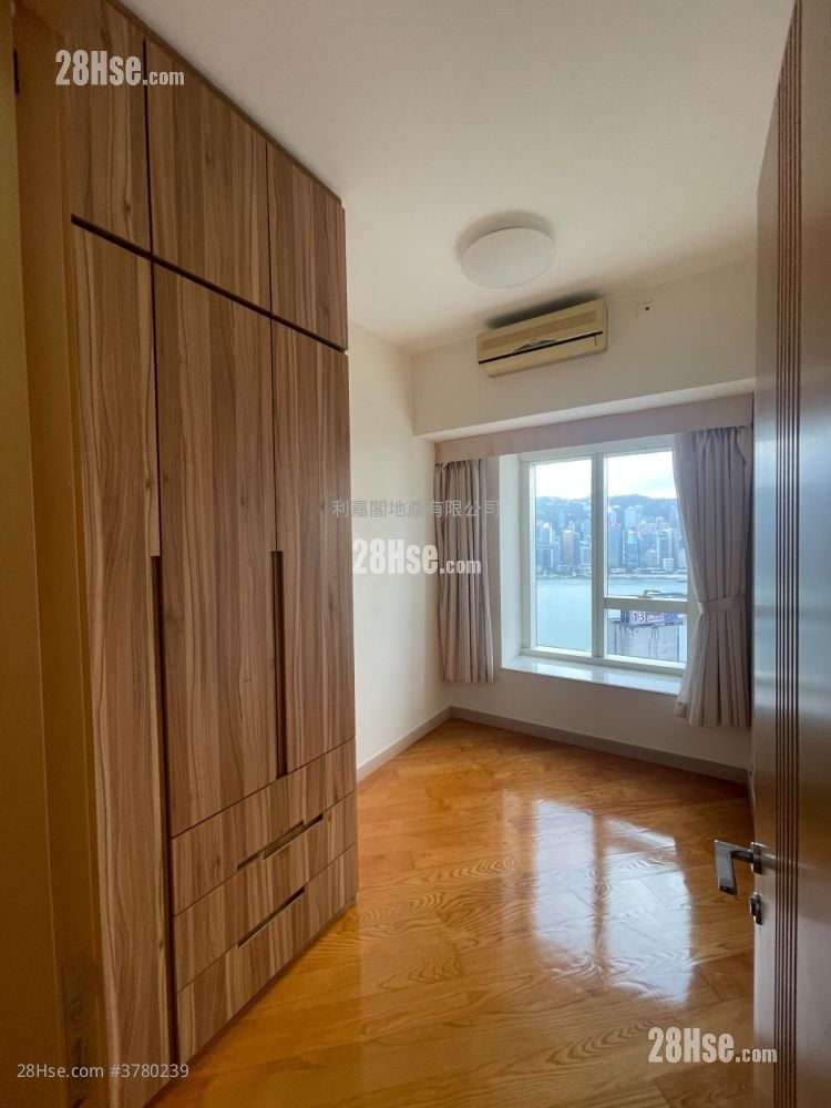 The Masterpiece Rental 3 Bedrooms , 2 Bathrooms 1,182 ft²