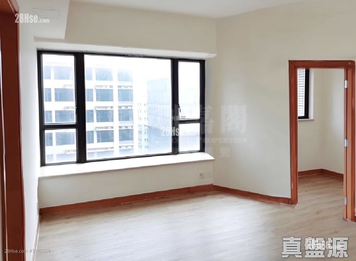 Chelsea Court Sell 2 Bedrooms 464 ft²