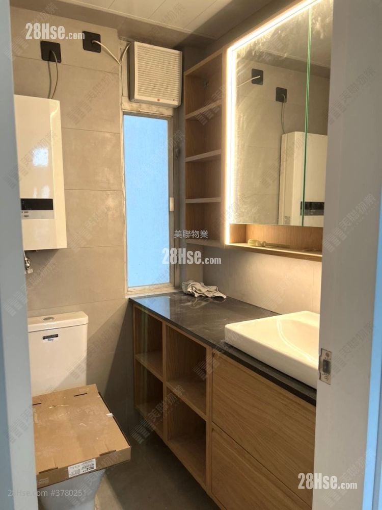 海滨花园 售盘 3 房 , 2 浴室 665 平方尺