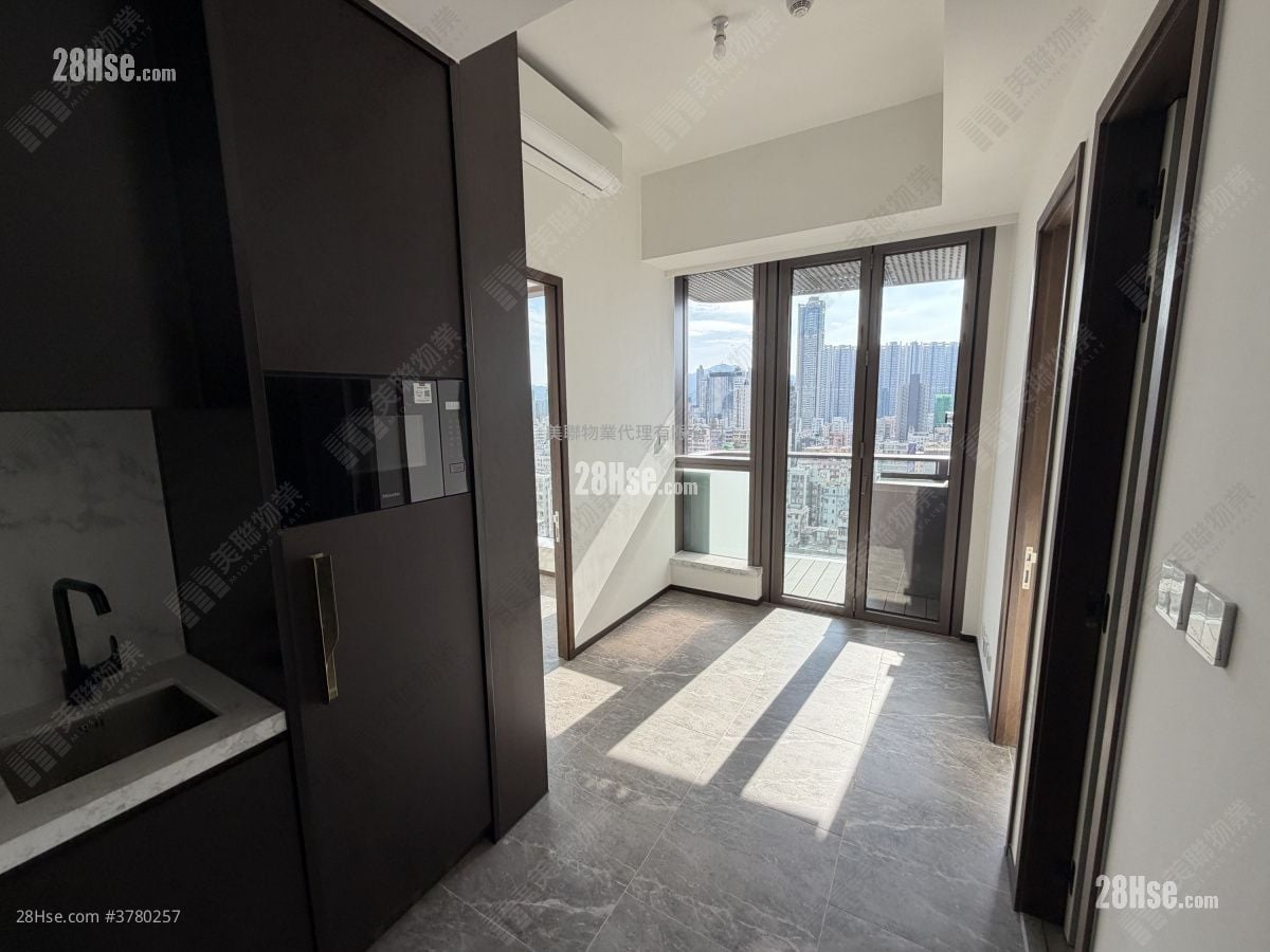 Belgravia Place Sell 2 Bedrooms , 1 Bathroom 333 ft²