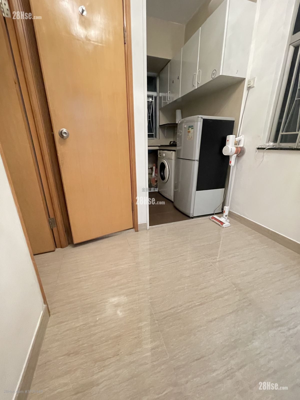 宝华大厦 租盘 193 平方尺