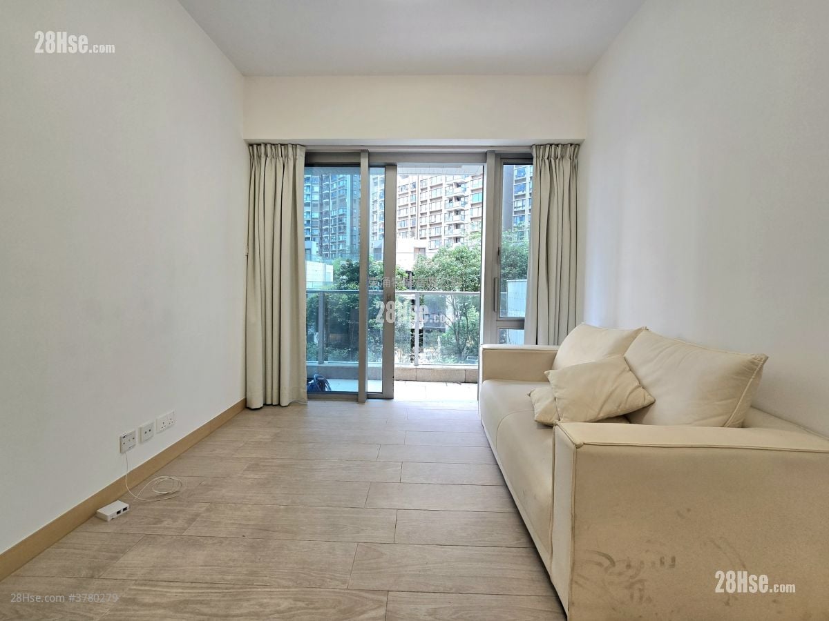 Century Link Rental 2 Bedrooms , 1 Bathroom 445 ft²