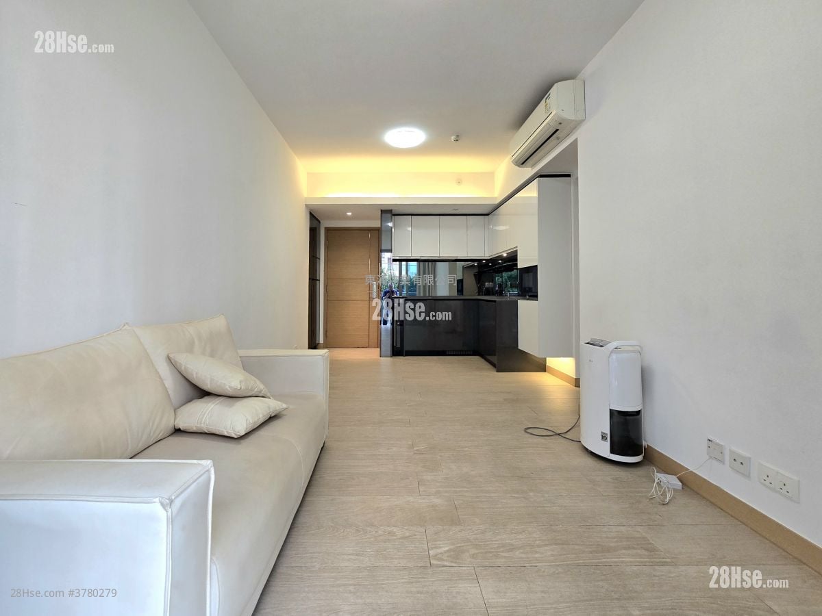 Century Link Rental 2 Bedrooms , 1 Bathroom 445 ft²