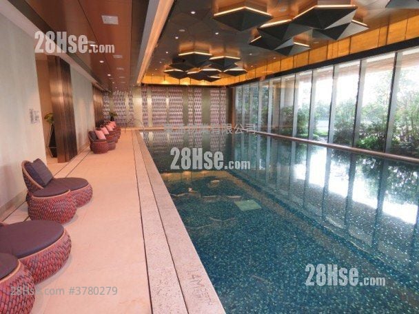 Century Link Rental 2 Bedrooms , 1 Bathroom 445 ft²