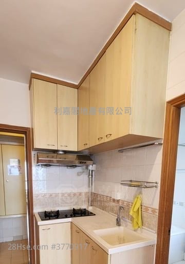 Connaught Garden Sell 1 Bedroom , 1 Bathroom 340 ft²