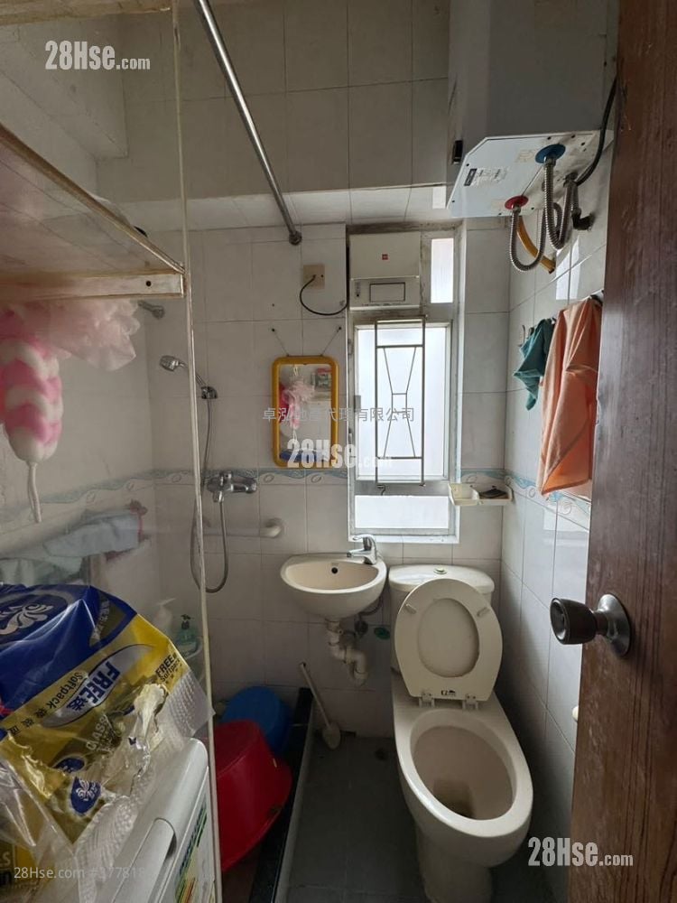 New Fortune House Sell 3 Bedrooms , 1 Bathroom 525 ft²