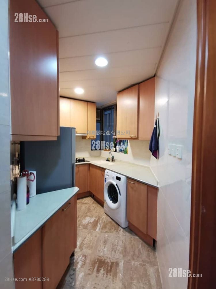 Sorrento Sell 3 Bedrooms , 2 Bathrooms 849 ft²