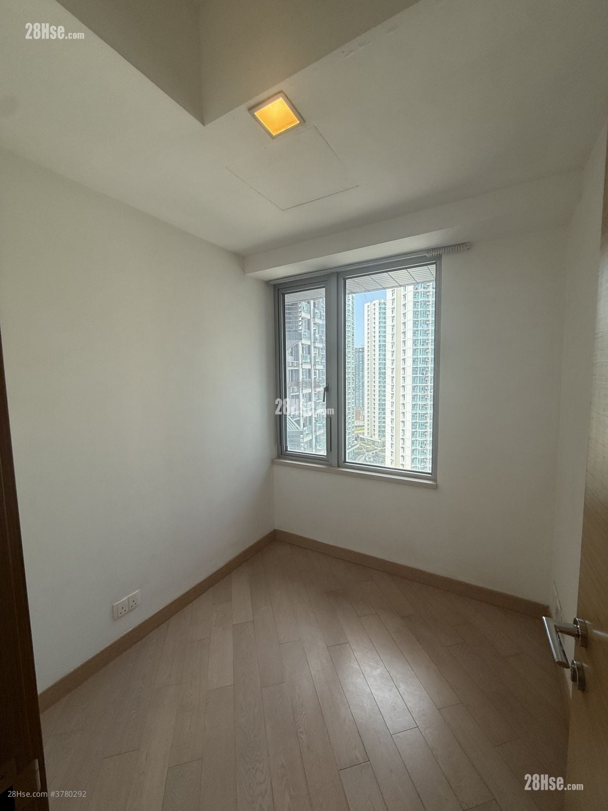 东环 租盘 3 房 , 1 浴室 483 平方尺