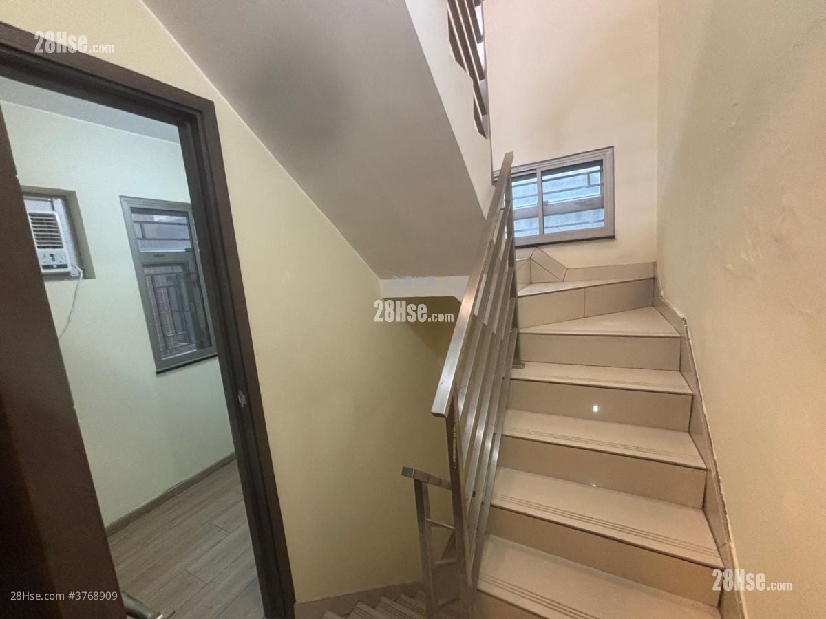 村屋 租盘 2 房 , 1 浴室 600 平方尺