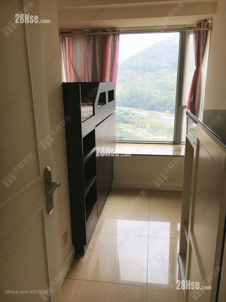 睡房 2: 映湾园 租盘 3 房 , 2 浴室 710 平方尺