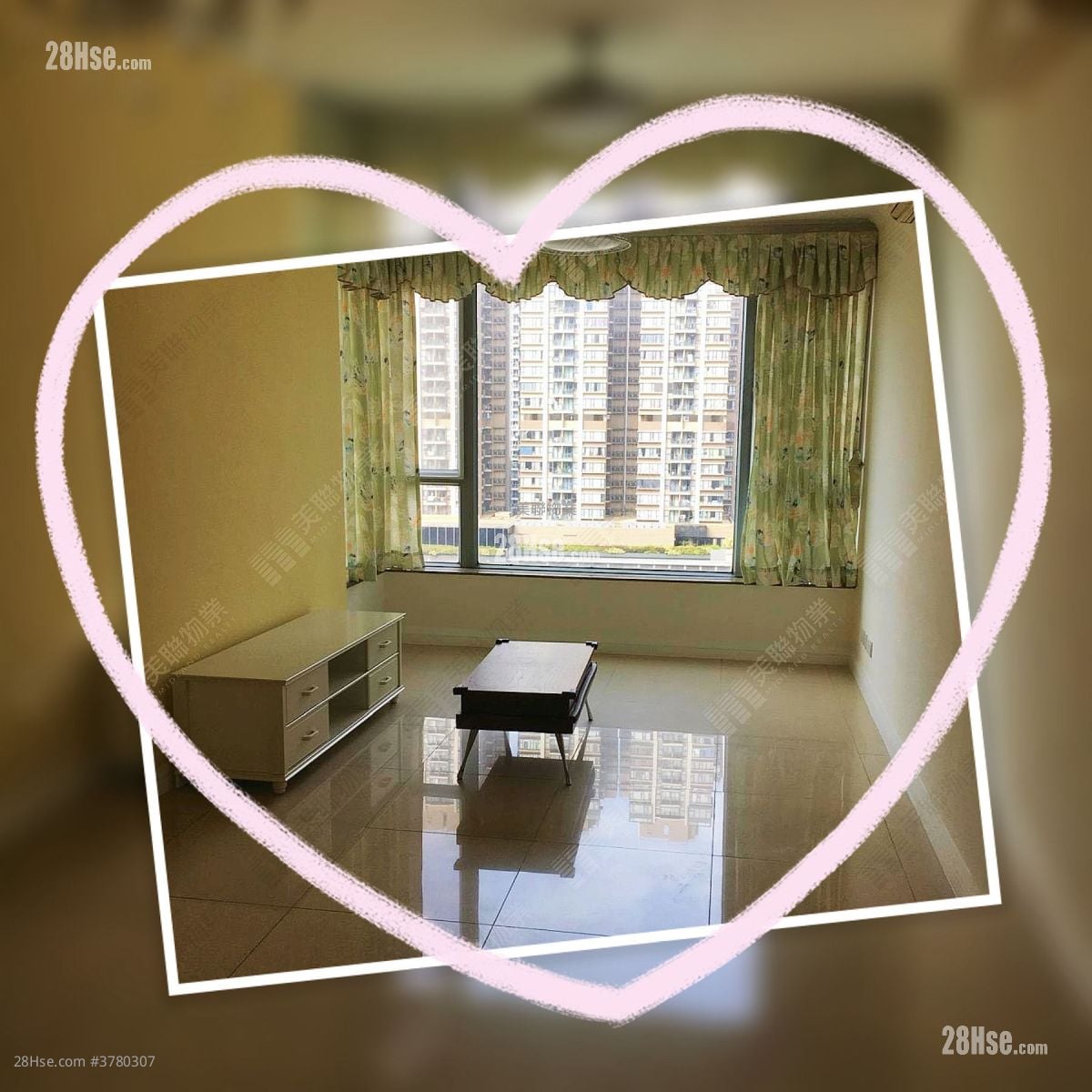 厅: 映湾园 租盘 3 房 , 2 浴室 710 平方尺