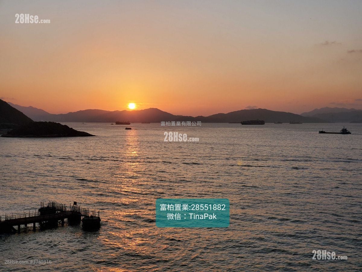 高逸华轩 售盘 3 房 , 2 浴室 714 平方尺