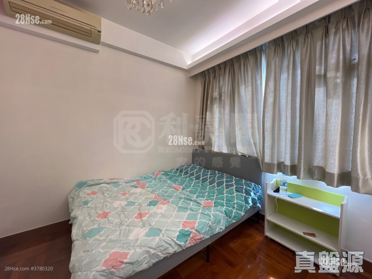 Eden Garden Rental 3 Bedrooms 1,077 ft²