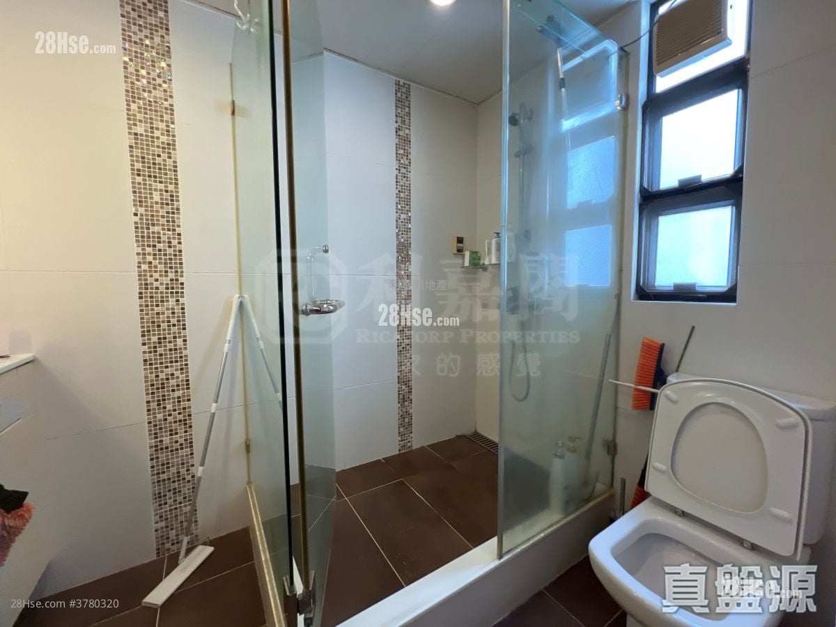 Eden Garden Rental 3 Bedrooms 1,077 ft²