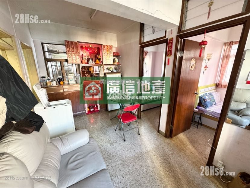 Kam Wah Building Sell 3 Bedrooms , 1 Bathroom 414 ft²