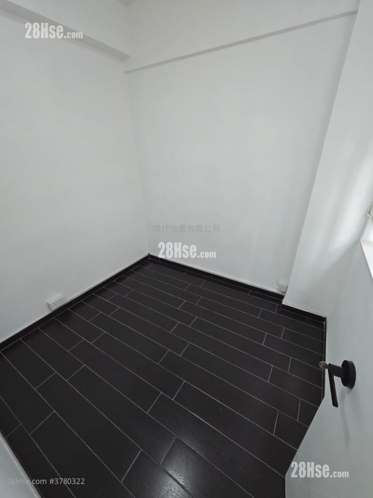 美汉大厦 租盘 2 房 , 1 浴室 351 平方尺