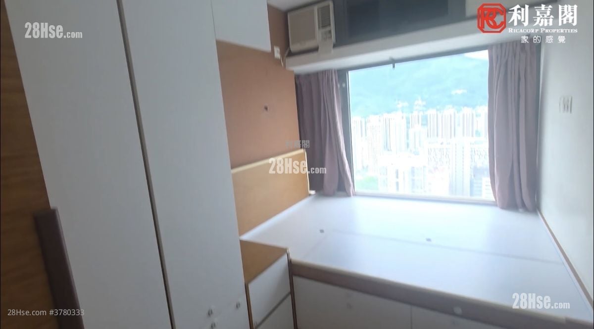 H Cube Sell 2 Bedrooms , 1 Bathroom 395 ft²