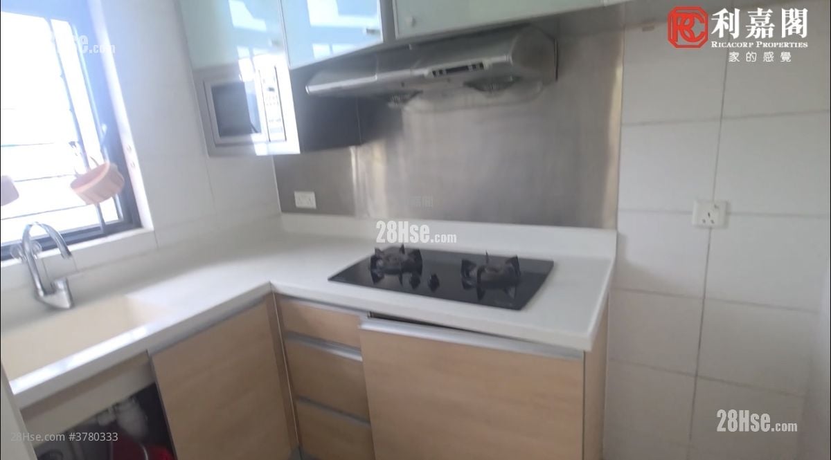 H Cube Sell 2 Bedrooms , 1 Bathroom 395 ft²