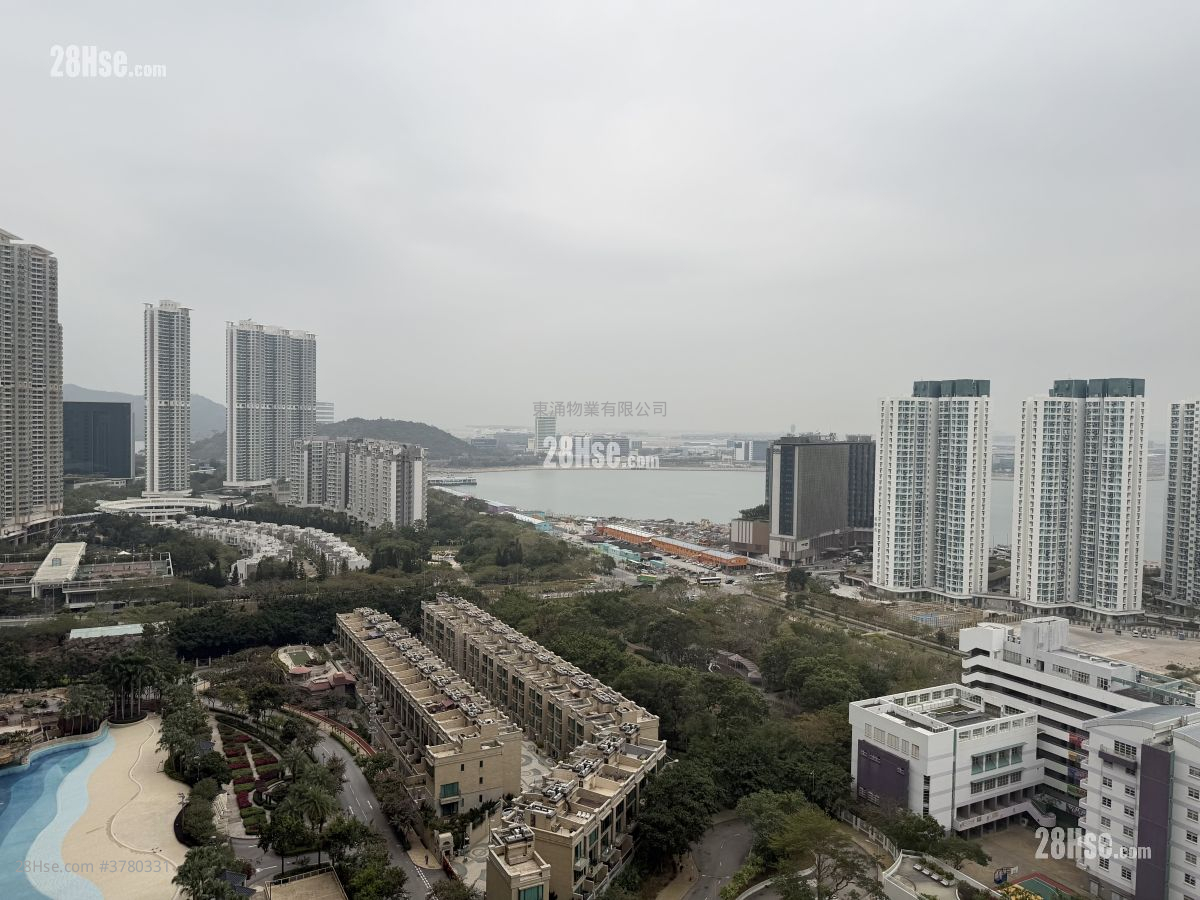 Caribbean Coast Sell 3 Bedrooms , 2 Bathrooms 736 ft²