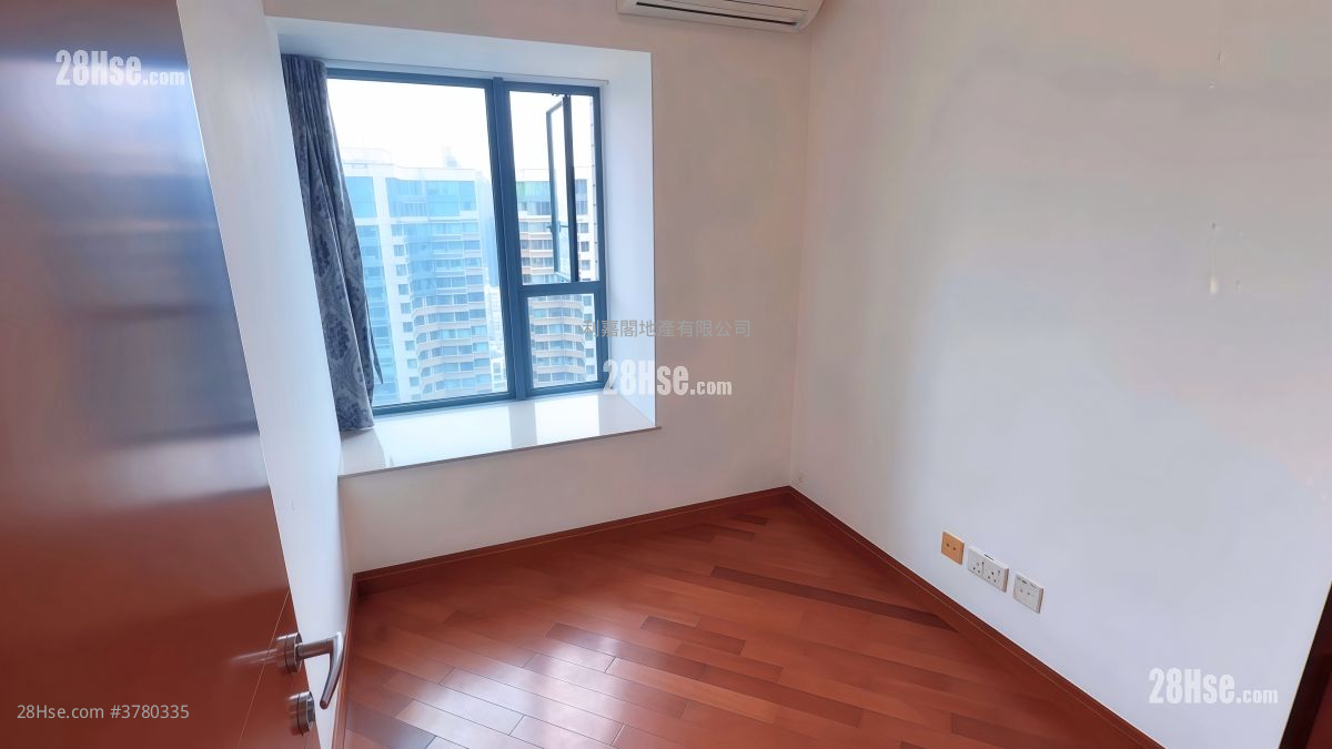 The Long Beach Sell 3 Bedrooms , 2 Bathrooms 816 ft²