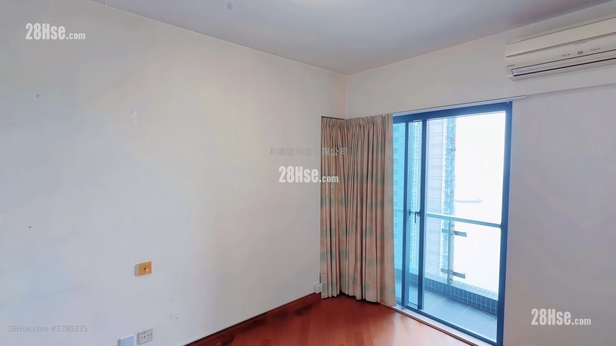 The Long Beach Sell 3 Bedrooms , 2 Bathrooms 816 ft²