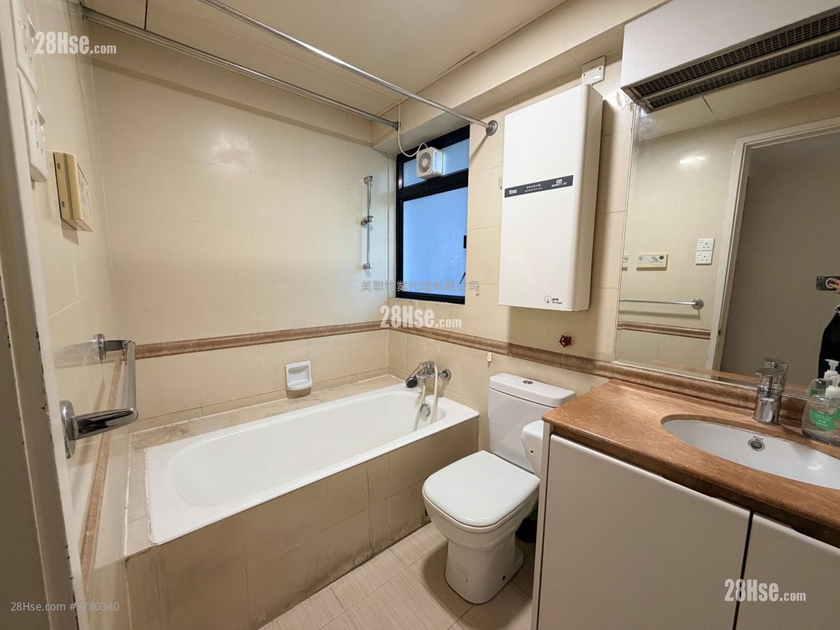 悠然山庄 售盘 3 房 914 平方尺