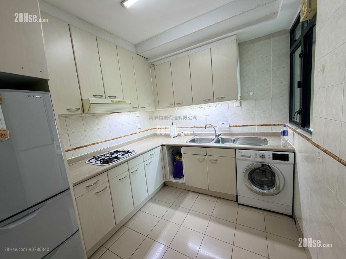 悠然山庄 售盘 3 房 914 平方尺