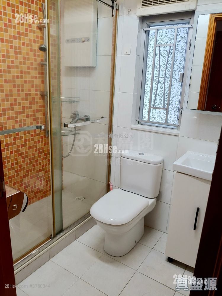 Greenview Court Sell 2 Bedrooms 477 ft²