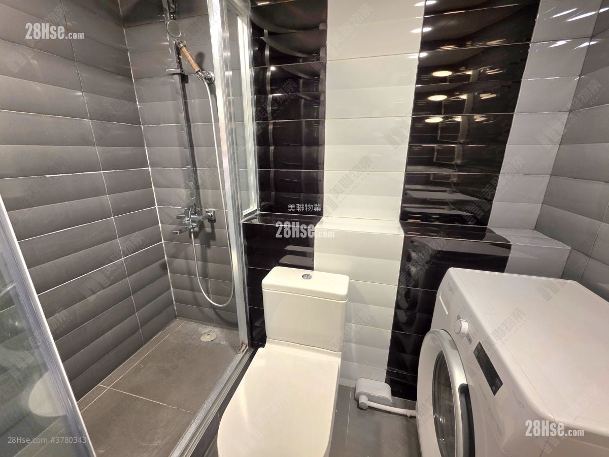 浴室: 映湾园 租盘 2 房 , 1 浴室 518 平方尺