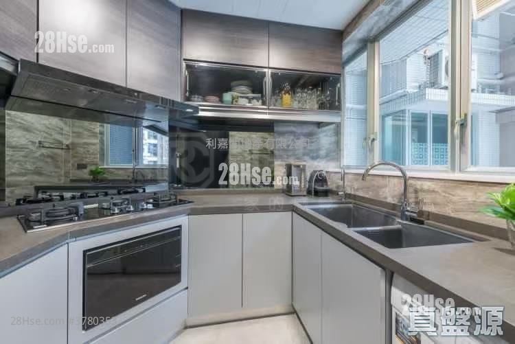 Ocean Shores Sell 2 Bedrooms , 1 Bathroom 513 ft²