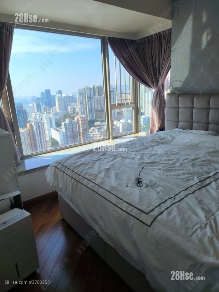 Park Metropolitan Sell 3 Bedrooms , 2 Bathrooms 808 ft²