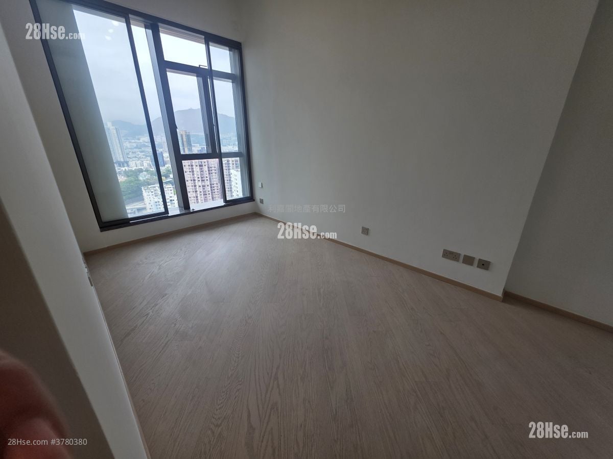 傲玟 租盘 3 房 , 3 浴室 1,251 平方尺