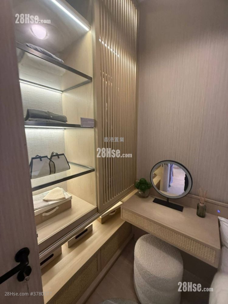 Phoenext Sell 1 Bedroom , 1 Bathroom 242 ft²