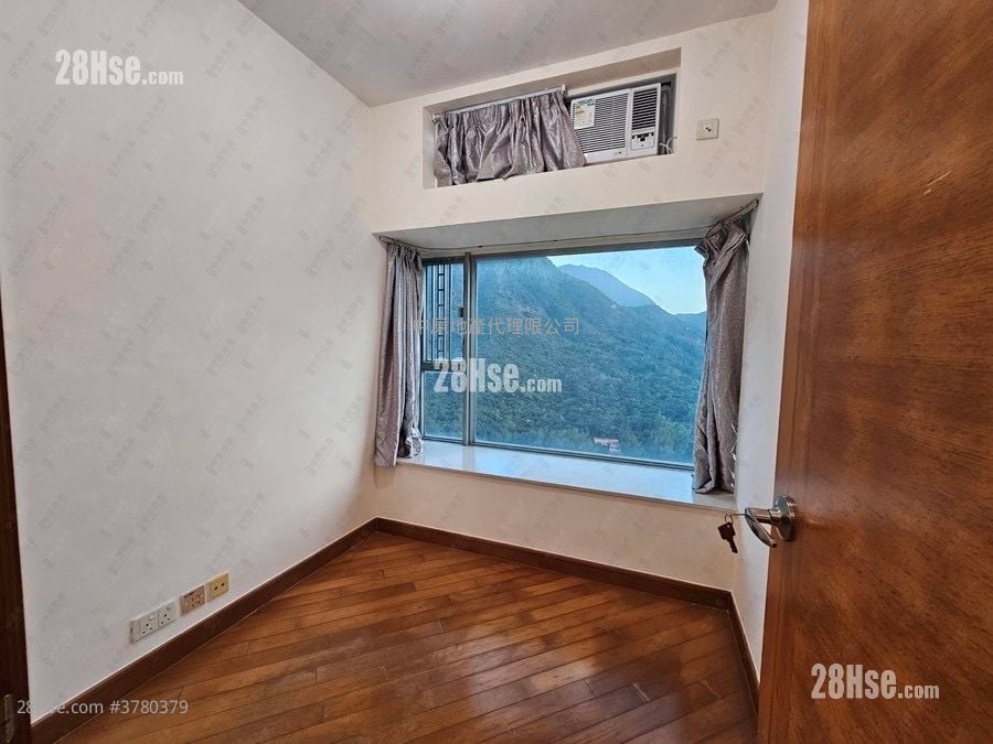 Coastal Skyline Sell 2 Bedrooms , 1 Bathroom 490 ft²