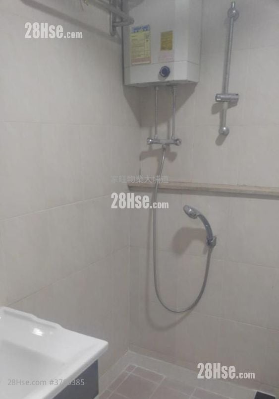 Tai Koon Mansion Sell 2 Bedrooms , 1 Bathroom 460 ft²