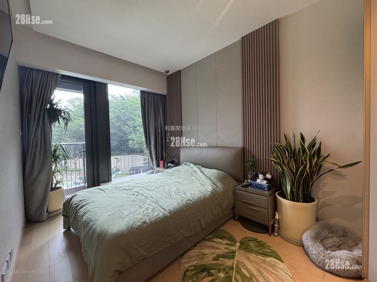 Mantin Heights Rental 3 Bedrooms , 3 Bathrooms 943 ft²