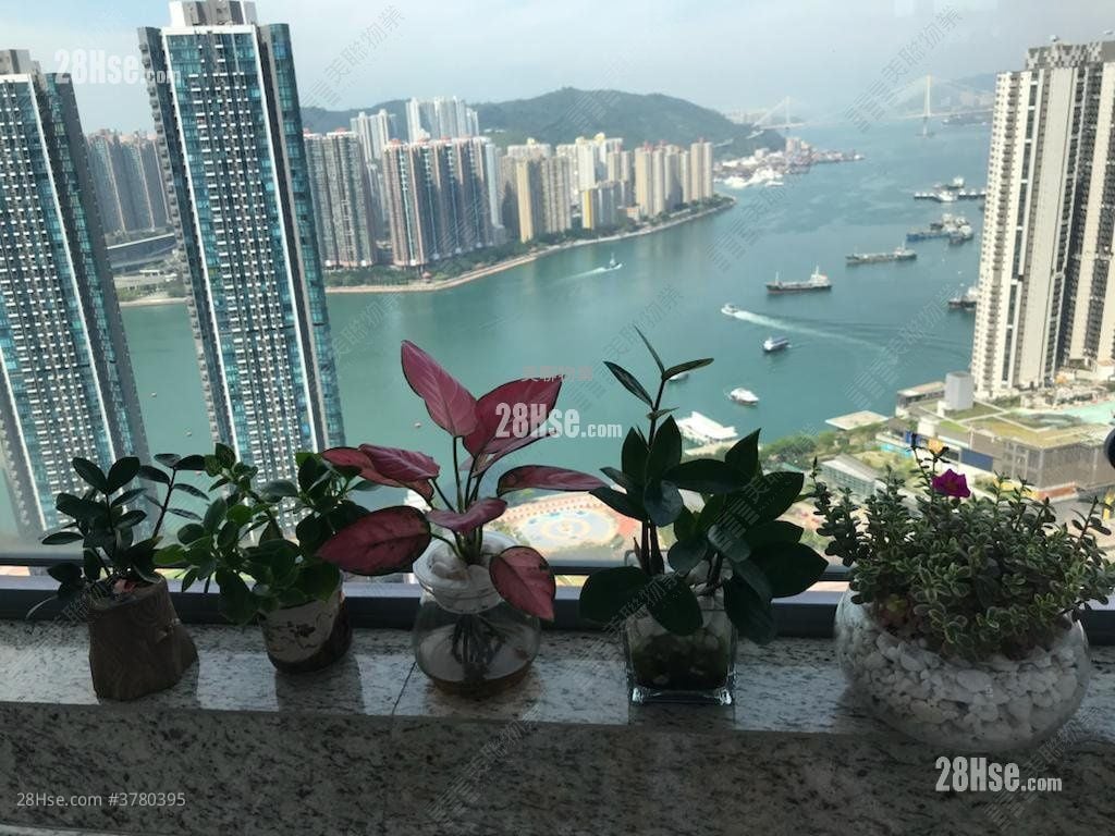 御凯 售盘 4 房 , 3 浴室 1,290 平方尺