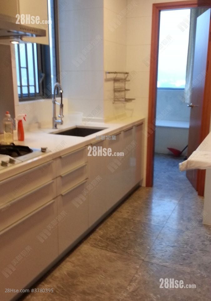 御凯 售盘 4 房 , 3 浴室 1,290 平方尺