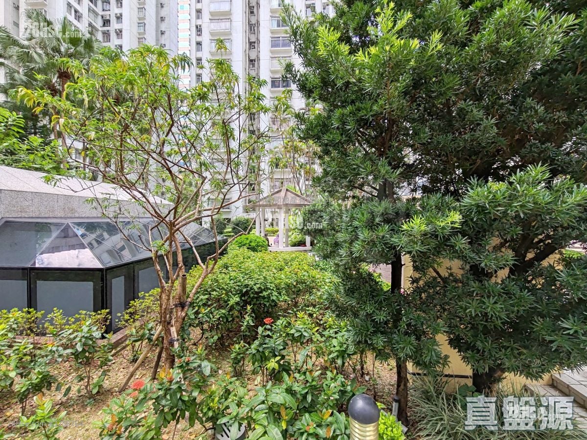 太古城 售盘 3 房 , 2 浴室 760 平方尺