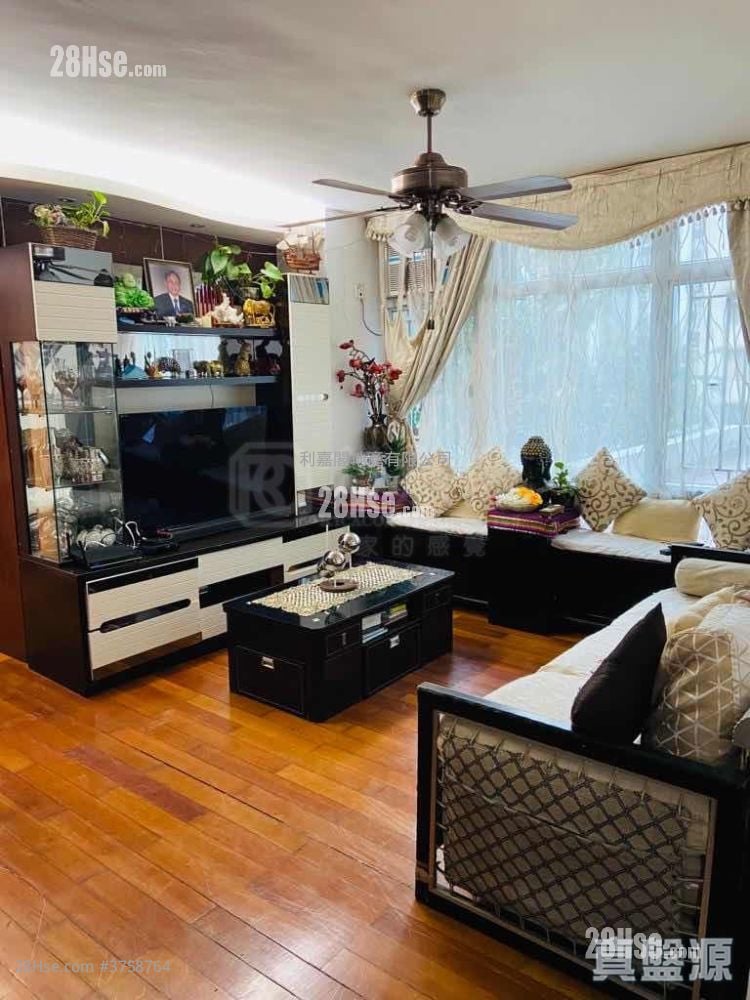 太古城 售盘 3 房 , 2 浴室 760 平方尺