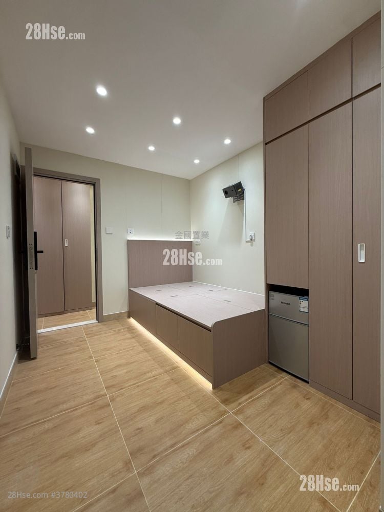 Man Yuen Building Rental Studio 166 ft²