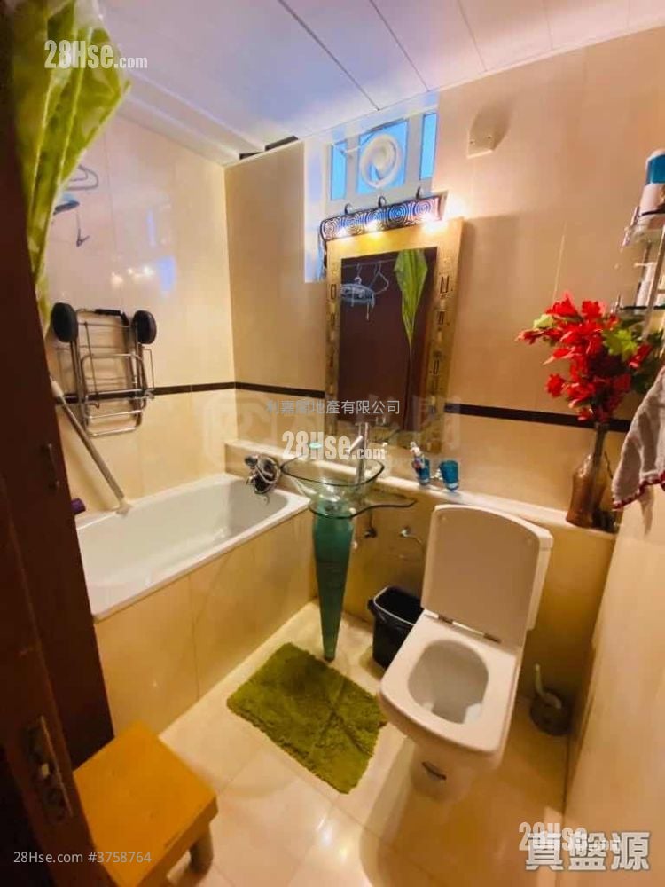 太古城 售盘 3 房 , 2 浴室 760 平方尺