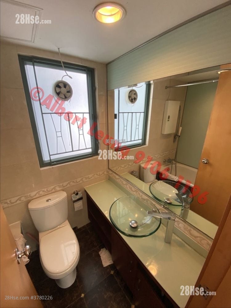 Kingston Lodge Sell 2 Bedrooms , 1 Bathroom 473 ft²