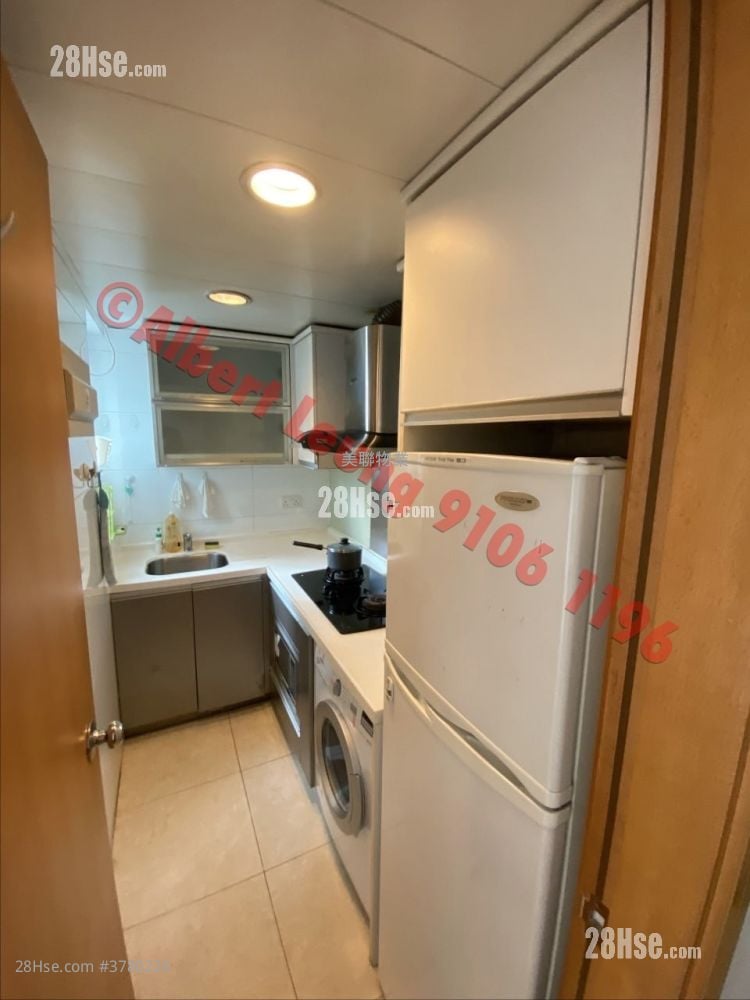 Kingston Lodge Sell 2 Bedrooms , 1 Bathroom 473 ft²