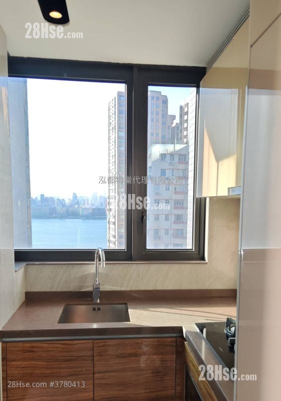 The Hemispheres Sell 2 Bedrooms , 1 Bathroom 486 ft²