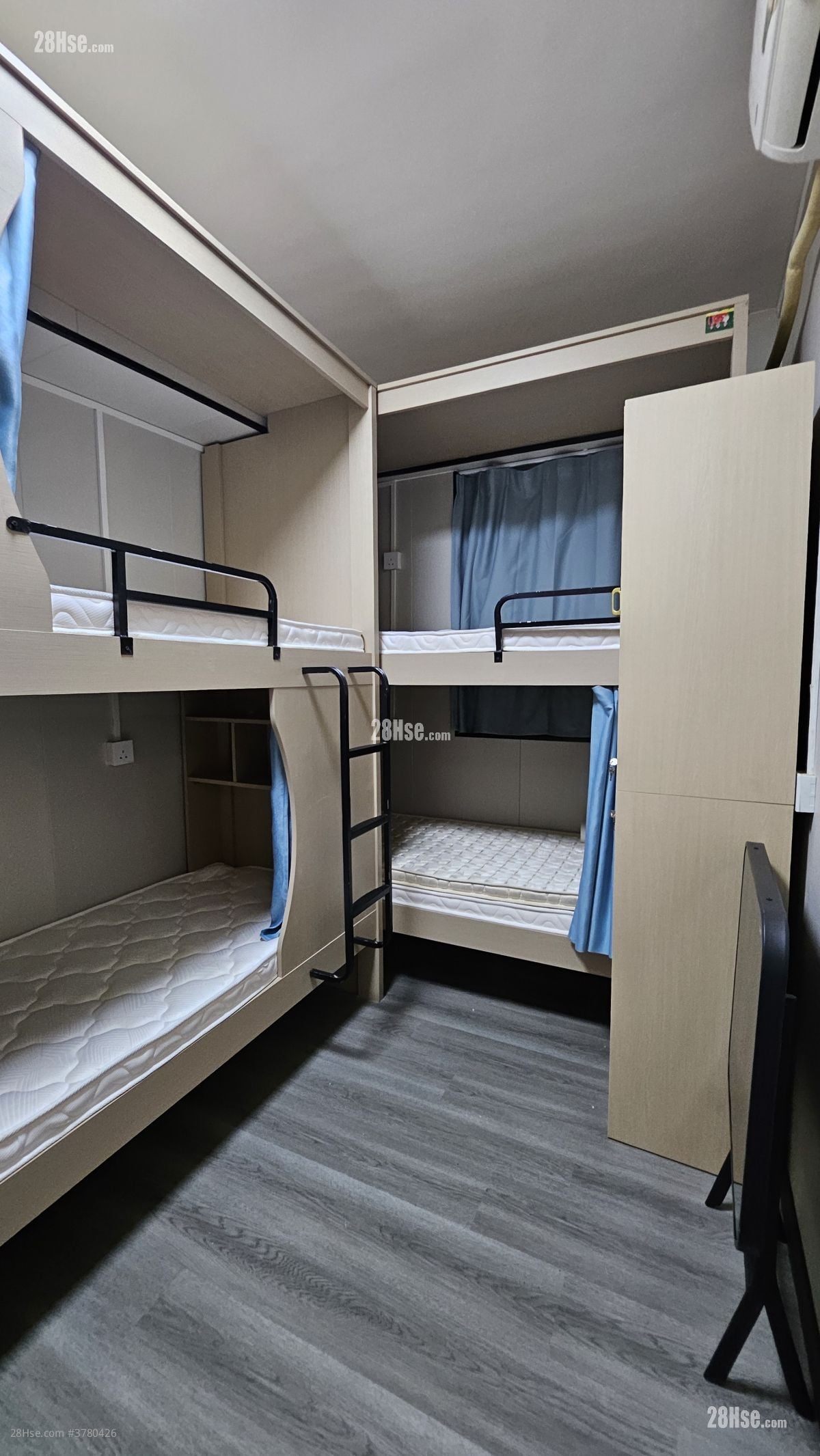 Tung Hing Building Rental 100 ft²