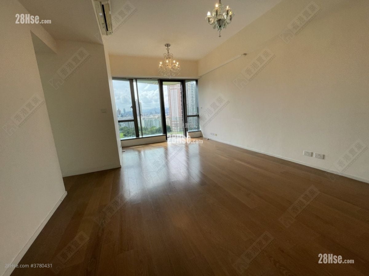 何文田山畔 租盘 3 房 , 2 浴室 926 平方尺