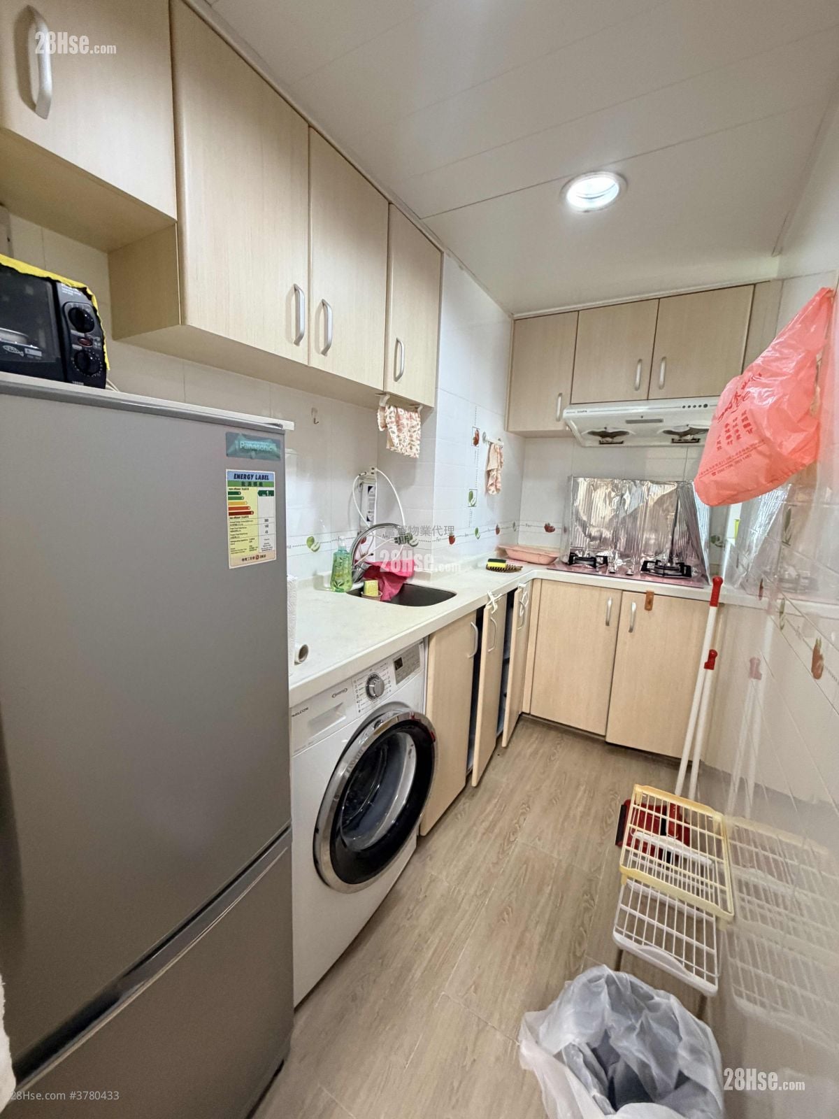 Hunghom Rental 3 Bedrooms , 2 Bathrooms 433 ft²