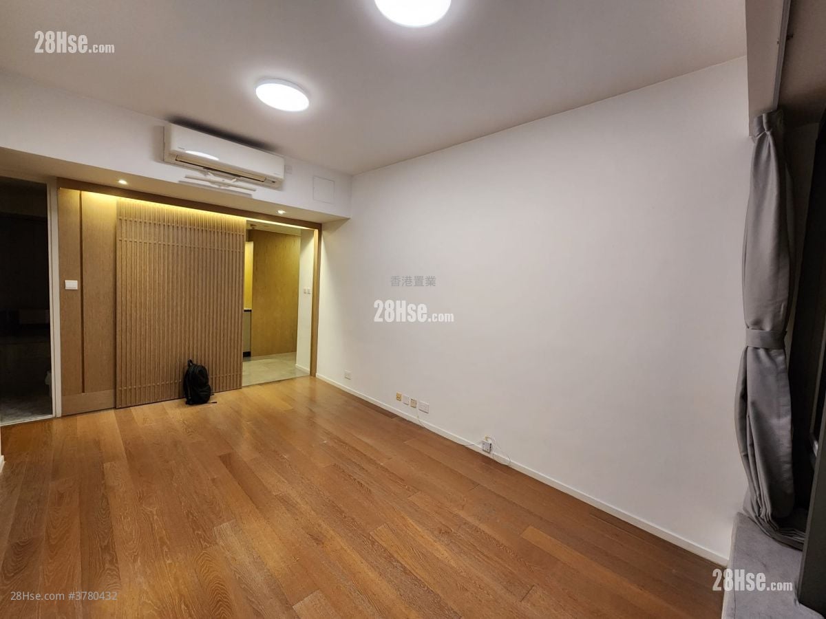 Homantin Hillside Rental 2 Bedrooms , 1 Bathroom 589 ft²